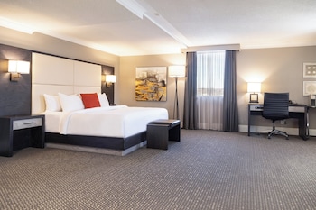Junior Suite, 1 King Bed