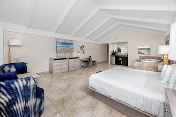 Suite, 1 King Bed, Non Smoking, Jetted Tub