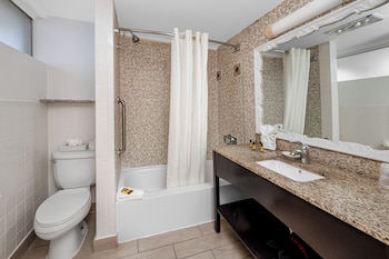 Standard Room, 2 Queen Beds, Balcony, Harbor View (Larger Room)