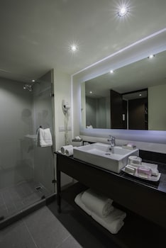 Standard Room, 2 Queen Beds