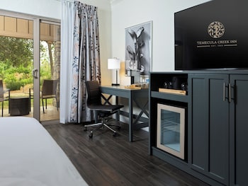 Executive Room, 1 King Bed, Accessible