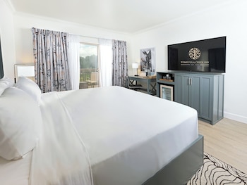 Executive Room, 1 King Bed