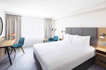 Standard Room, 1 Queen Bed