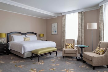 Executive Room, 1 King Bed, Non Smoking
