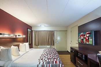 Superior Room, 1 King Bed, Accessible (Smoke Free)