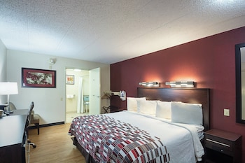 Superior Room, 1 King Bed, Accessible (Smoke Free)