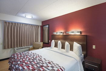 Superior Room, 1 King Bed, Accessible (Smoke Free)