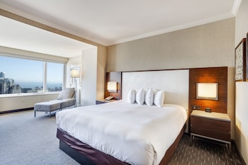Room, 1 King Bed, City View (Floors 20-44)