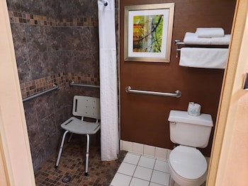 Room, 2 Queen Beds, Accessible, Non Smoking (Mobility, Roll-in Shower)