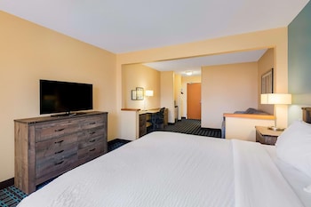 Suite, 1 King Bed, Non Smoking