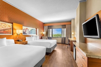 Room, 2 Queen Beds, Non Smoking (Pet Friendly)