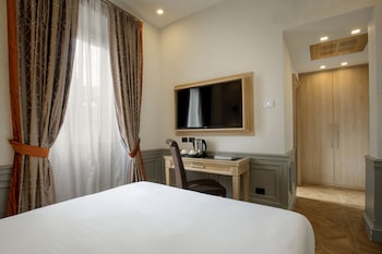 Luxury Triple Room