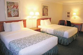 Room, 2 Double Beds, Accessible, Non Smoking (Mobility/Hearing Impaired Accessible)