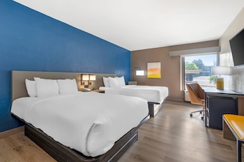 Standard Room, 2 Queen Beds, Non Smoking