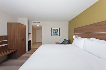 Standard Room, 1 Queen Bed, Accessible (Mobility Tub)