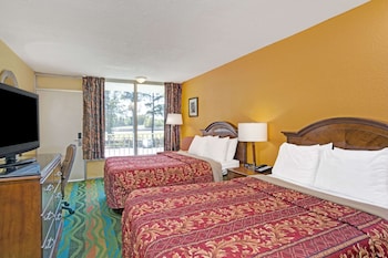 Double Room, 2 Double Beds, Smoking