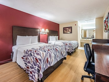 Deluxe Room, 2 Double Beds, Smoking