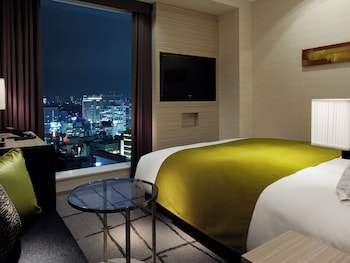 Superior , 1 bed Queen , View Bath, Smoking
