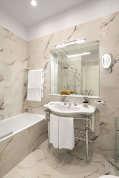 Signature Suite (Riviera)