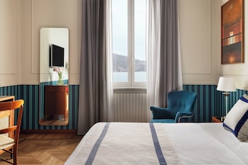 Deluxe Room, Sea View (No Balcony)