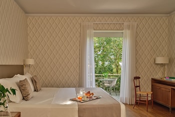 Junior Suite, Park View (Cottage)