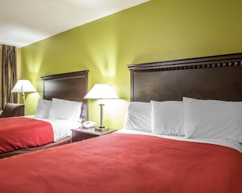 Standard Room, 2 Double Beds, Smoking