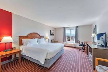 Suite, 1 King Bed, Non Smoking