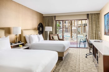 Standard Room, 2 Queen Beds, Non Smoking