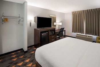 Standard Room, 1 King Bed, Non Smoking (Wireless Streaming Service)