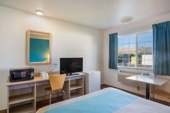 Standard Room, 1 Queen Bed, Non Smoking