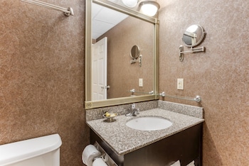 Standard Room, 2 Double Beds, Non Smoking, Refrigerator & Microwave
