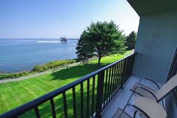 Premium Room, 1 King Bed, Ocean View, Oceanfront (Oceanfront View)