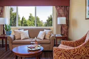 Suite, 1 Bedroom, Accessible, Kitchen