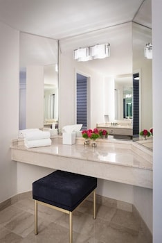 Pennsbury Suite, 1 King Bed