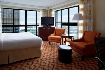 Executive Room, 1 King Bed, Balcony, Corner (Balcony)