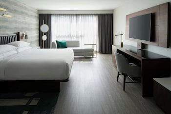 Deluxe Room, 1 King Bed