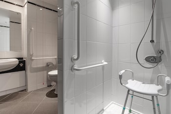 Superior Double Room, 1 Queen Bed, Accessible (Roll-in Shower)