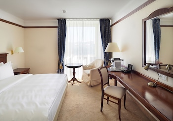 Superior Room, City View