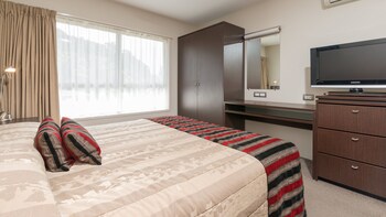 Suite 1 King