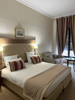 Superior Room, City View