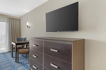 Standard Room, Multiple Beds, Non Smoking, Balcony (Shower Only)