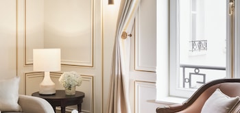 Suite (Palm Court)