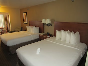 Room, 2 Queen Beds