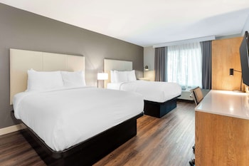 Standard Room, 2 Double Beds, Non Smoking, Refrigerator & Microwave