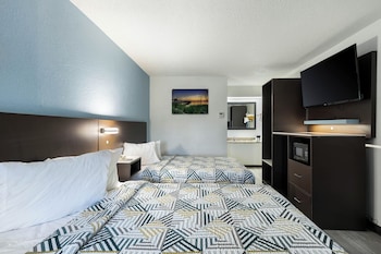 2 Full Beds | Non-Smoking, Micfridge