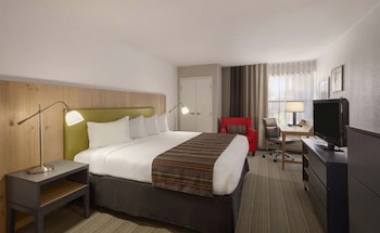 Junior King Suite