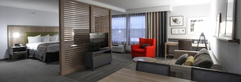 One King Suite