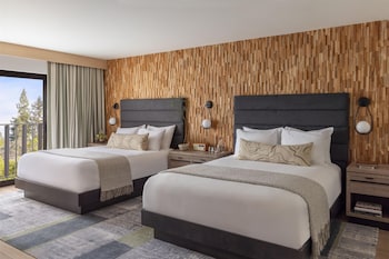 Suite, 2 Queen Beds, Mobility Accessible (Mobility, Roll-In Shower)