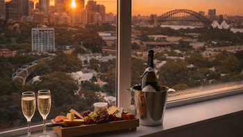 Premium Room, 1 King Bed, Harbor View (High Floor)
