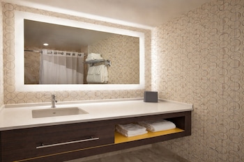 Premium Room, 1 King Bed